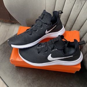 Nike Men’s Free TR8 Training Shoes.  NIB